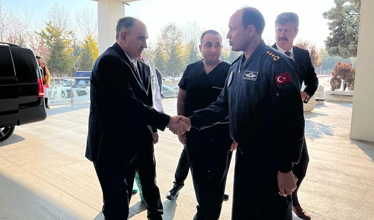 Konya Valisi Özkan'dan düşen Türk Yıldızları uçağının pilotuna ziyaret